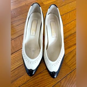 Vintage Etienne Aigner Leather Saddleshoe Heels Size 5.5 M